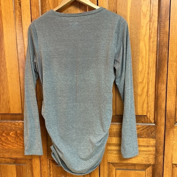 Motherhood Maternity Longsleeve Something's Brewing Graphic Tee Caldron Med - Picture 3 of 9